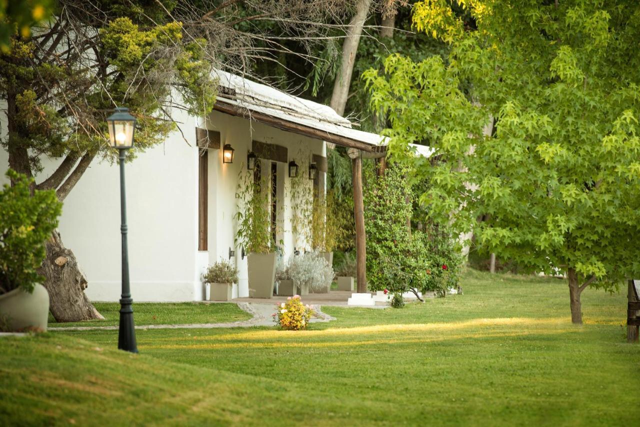 Postales Boutique Winery Hotel - Valle De Uco Colonia Las Rosas Ngoại thất bức ảnh